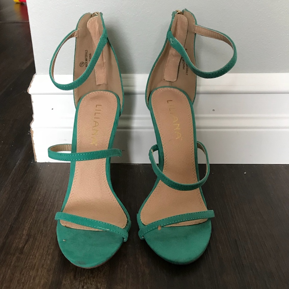 Liliana heels